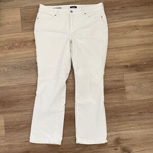 NYDJ Marilyn White Women Midrise Straight Leg Minimalist Casual Jeans. Size 12P